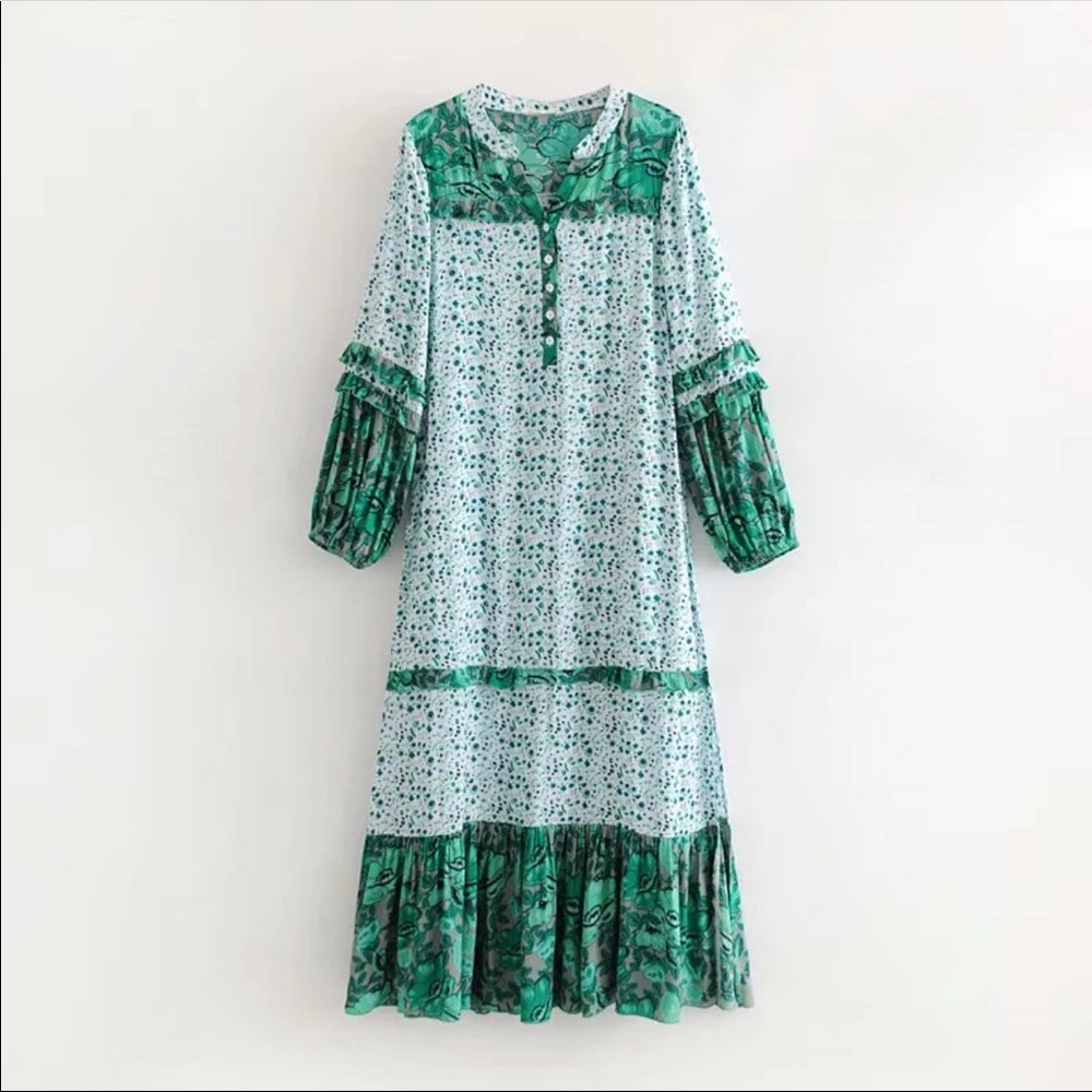 Winona Boho Gypsy Maxi Dress Gown in Ivy Green - Picture 5 of 8